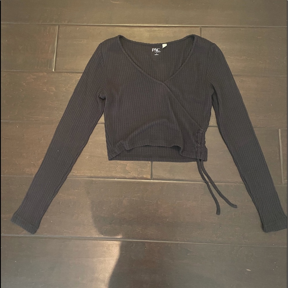 PACSUN COPPED BLACK LONG SLEVE SHIRT